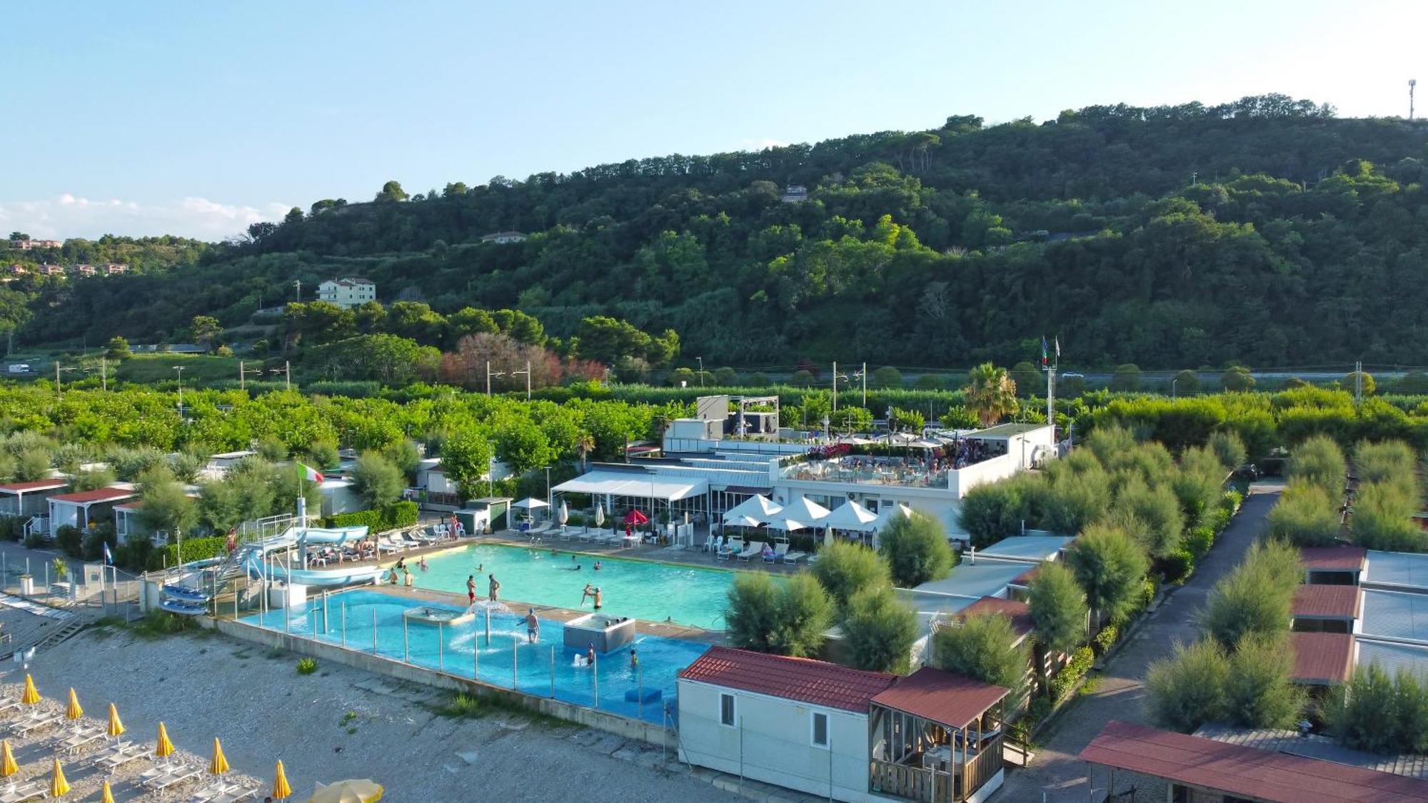 Girasole Eco Family Village Marina Palmense Exterior photo