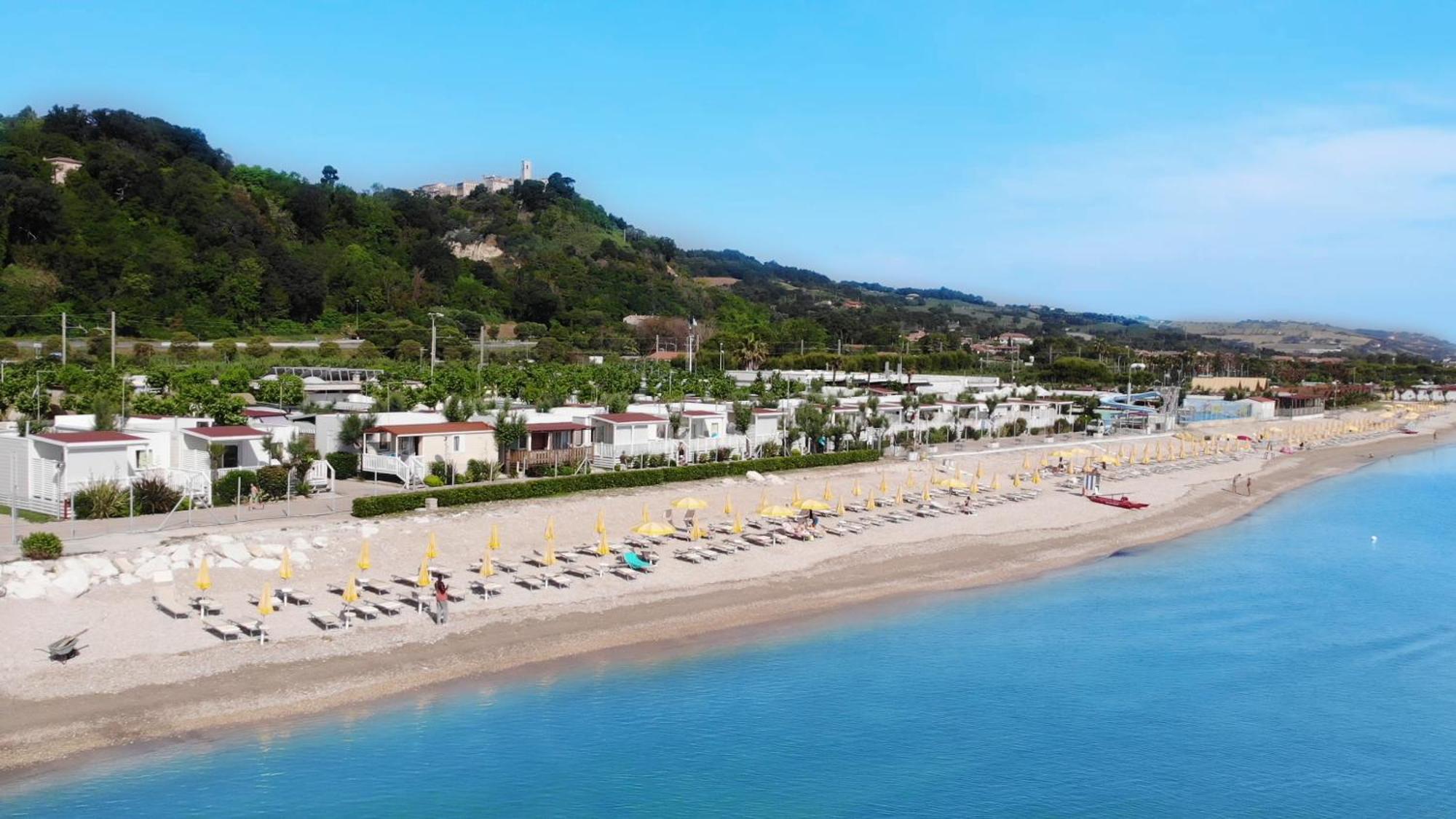 Girasole Eco Family Village Marina Palmense Exterior photo