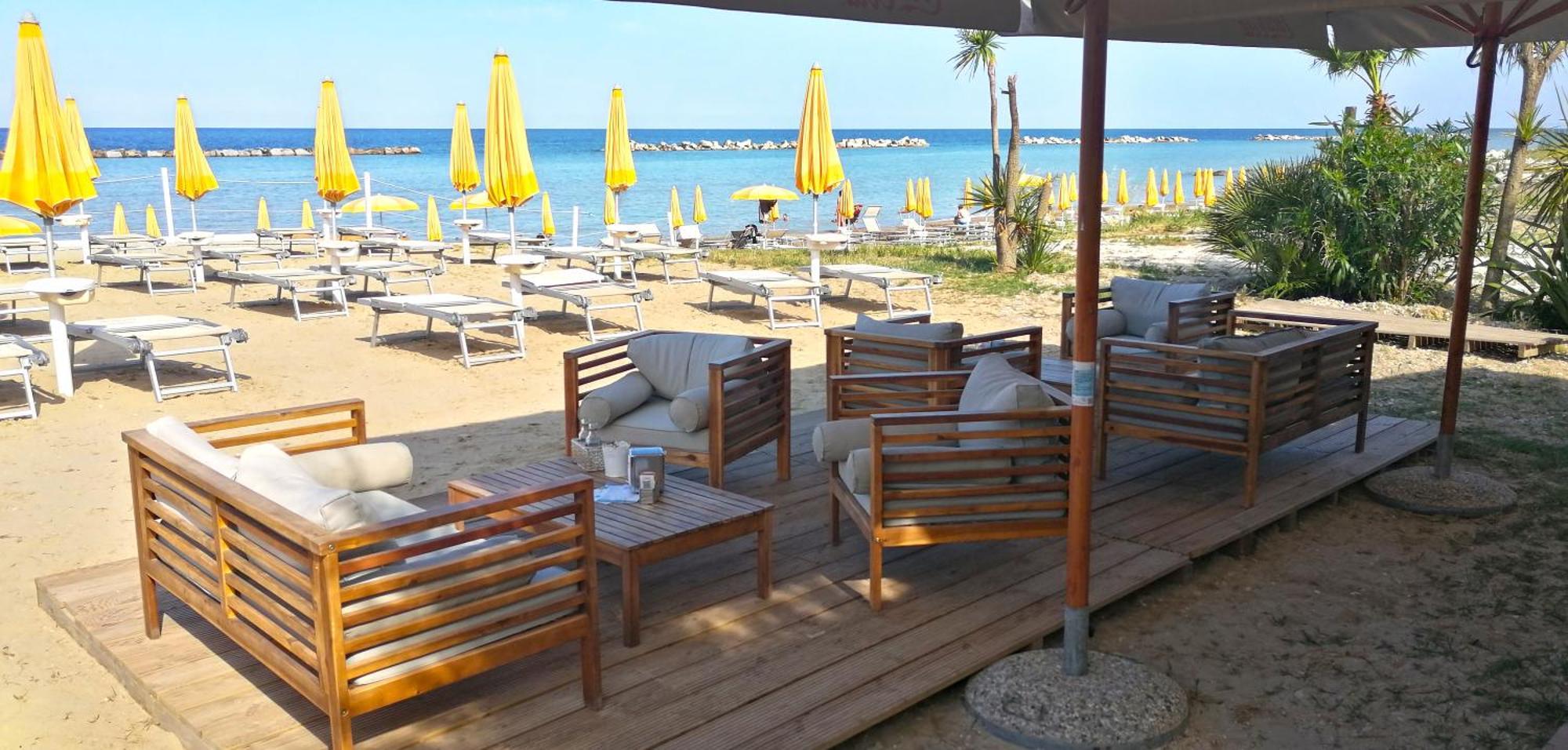 Girasole Eco Family Village Marina Palmense Exterior photo