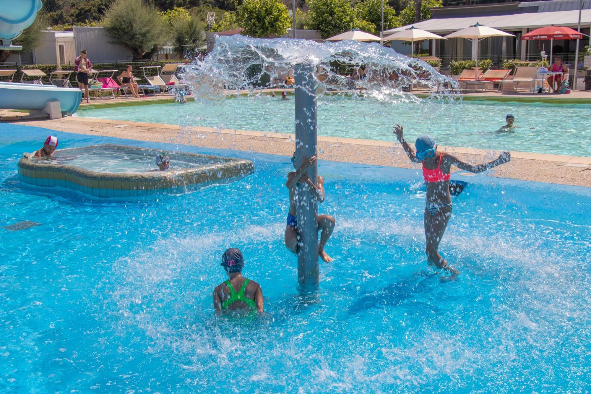 Girasole Eco Family Village Marina Palmense Exterior photo