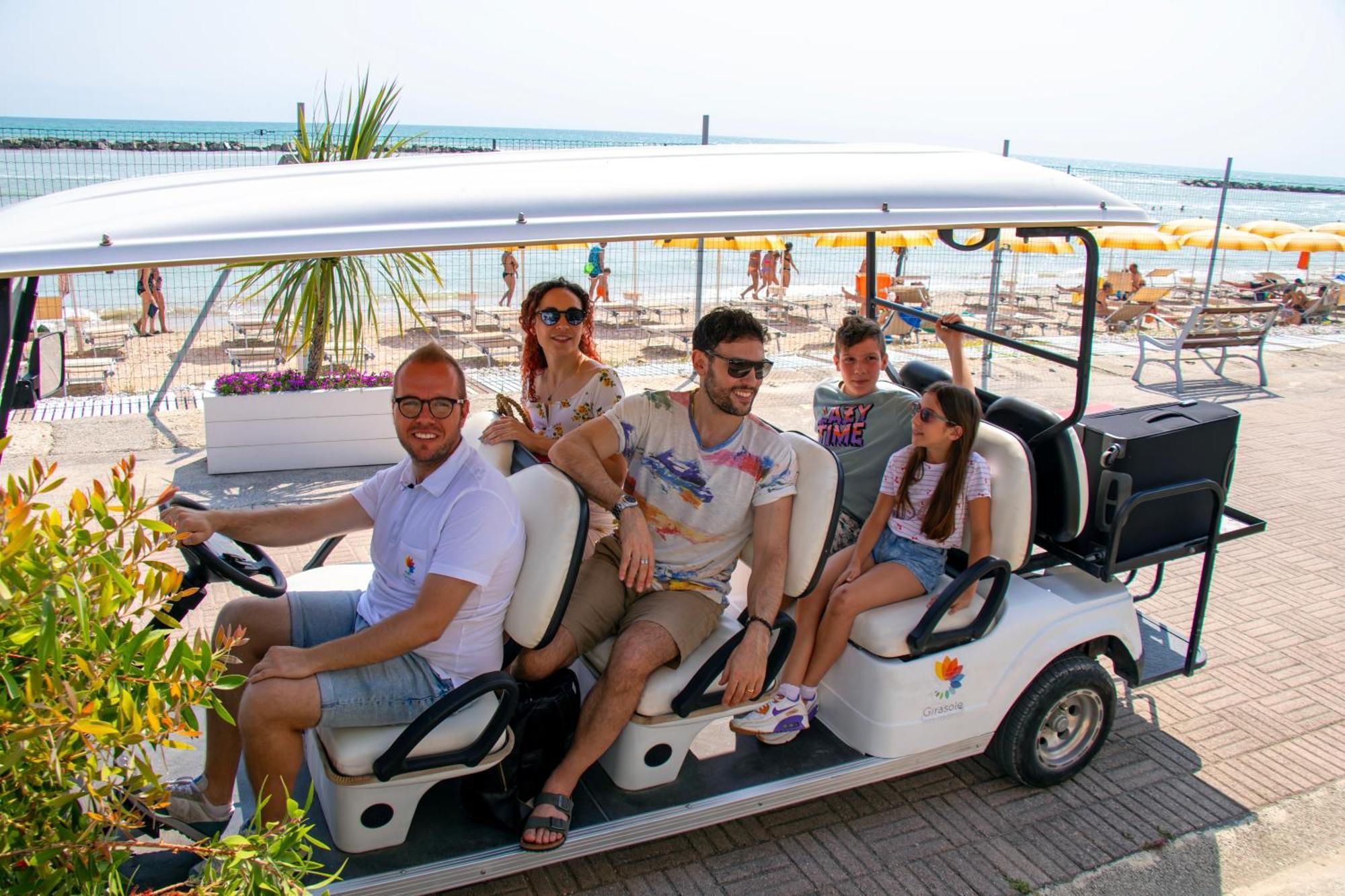 Girasole Eco Family Village Marina Palmense Exterior photo
