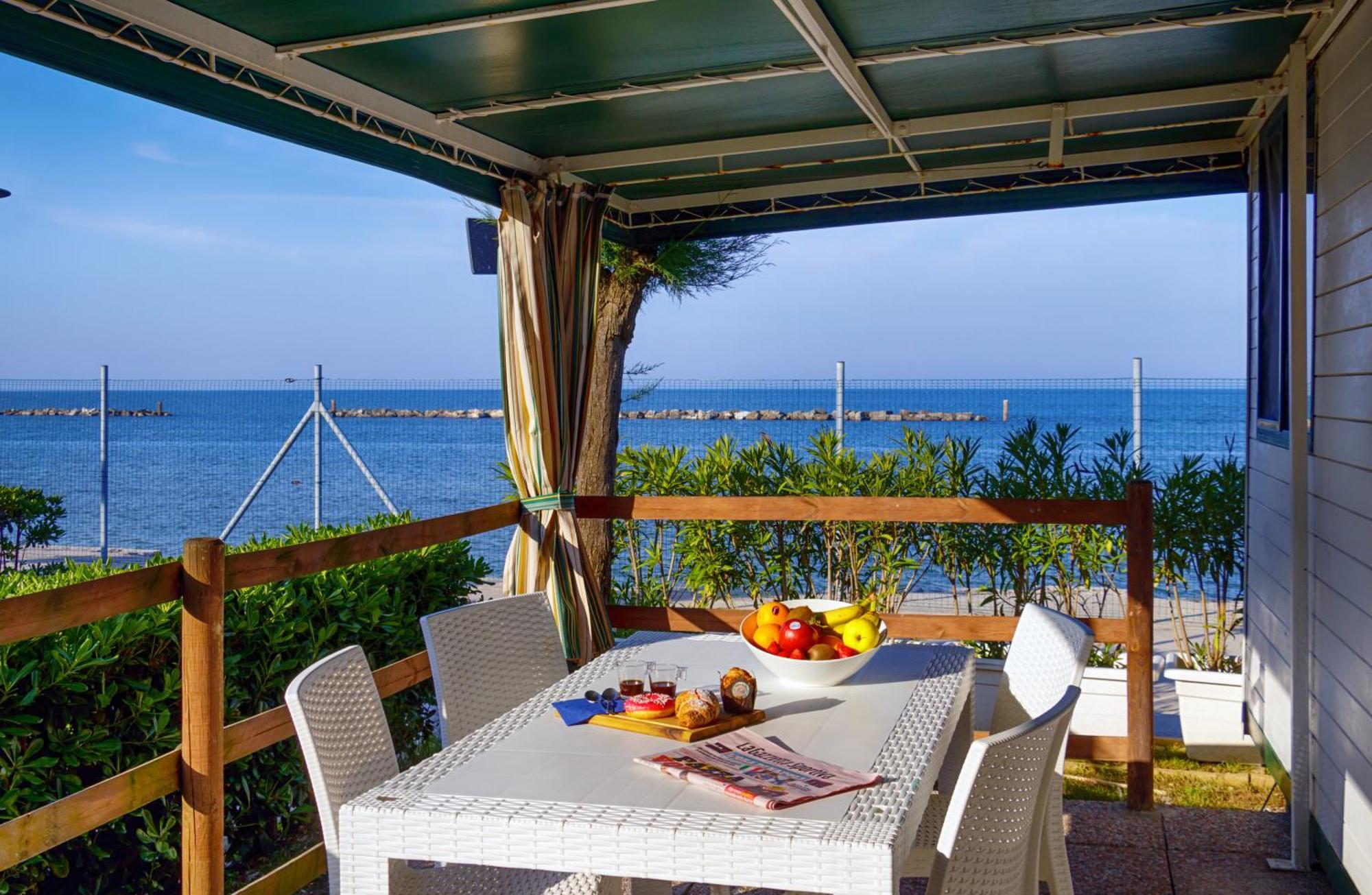 Girasole Eco Family Village Marina Palmense Exterior photo