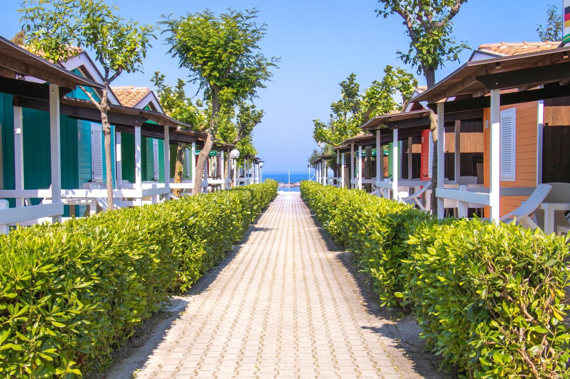 Girasole Eco Family Village Marina Palmense Exterior photo